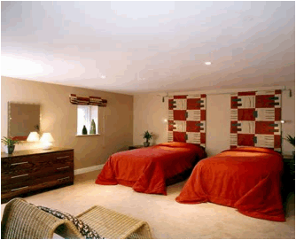 http://web.thurnhamhall.com/Pages/gallery/images/Penthouse_Bedroom_Twin_jpg.jpg